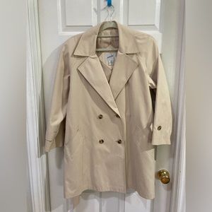 Jacqueline Ferrar Double Breasted Short Trench Coat